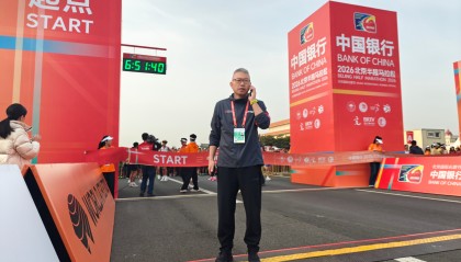 KAIYUN-自备饮料裁判、终点主裁，251名裁判守护北京半马