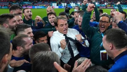 开云体育平台-意大利无牌可打点球幸运晋级 曼奇尼遇到麻烦了！