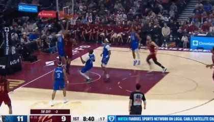 开云体育平台-拿到首分！哈登一条龙突破上篮&amp;弗拉格补防打手 可惜加罚没进！